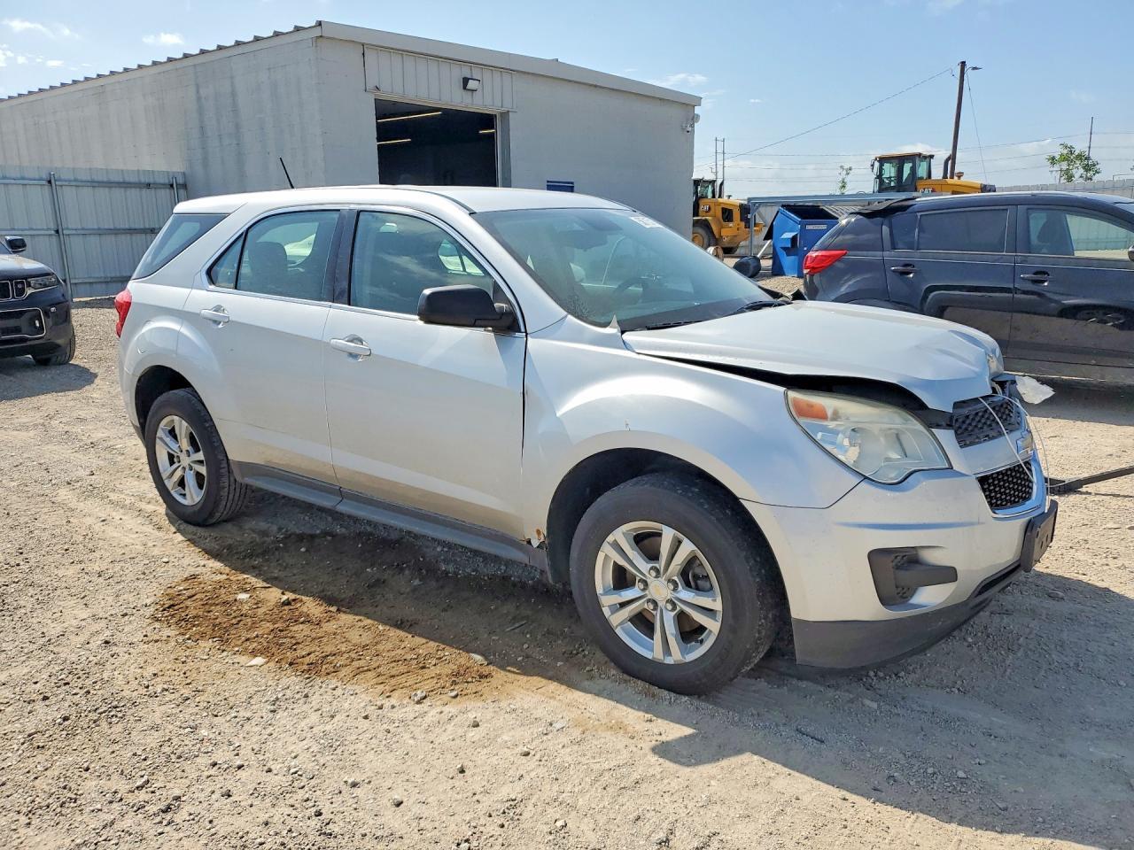 2013 Chevrolet Equinox Ls - Фото 4