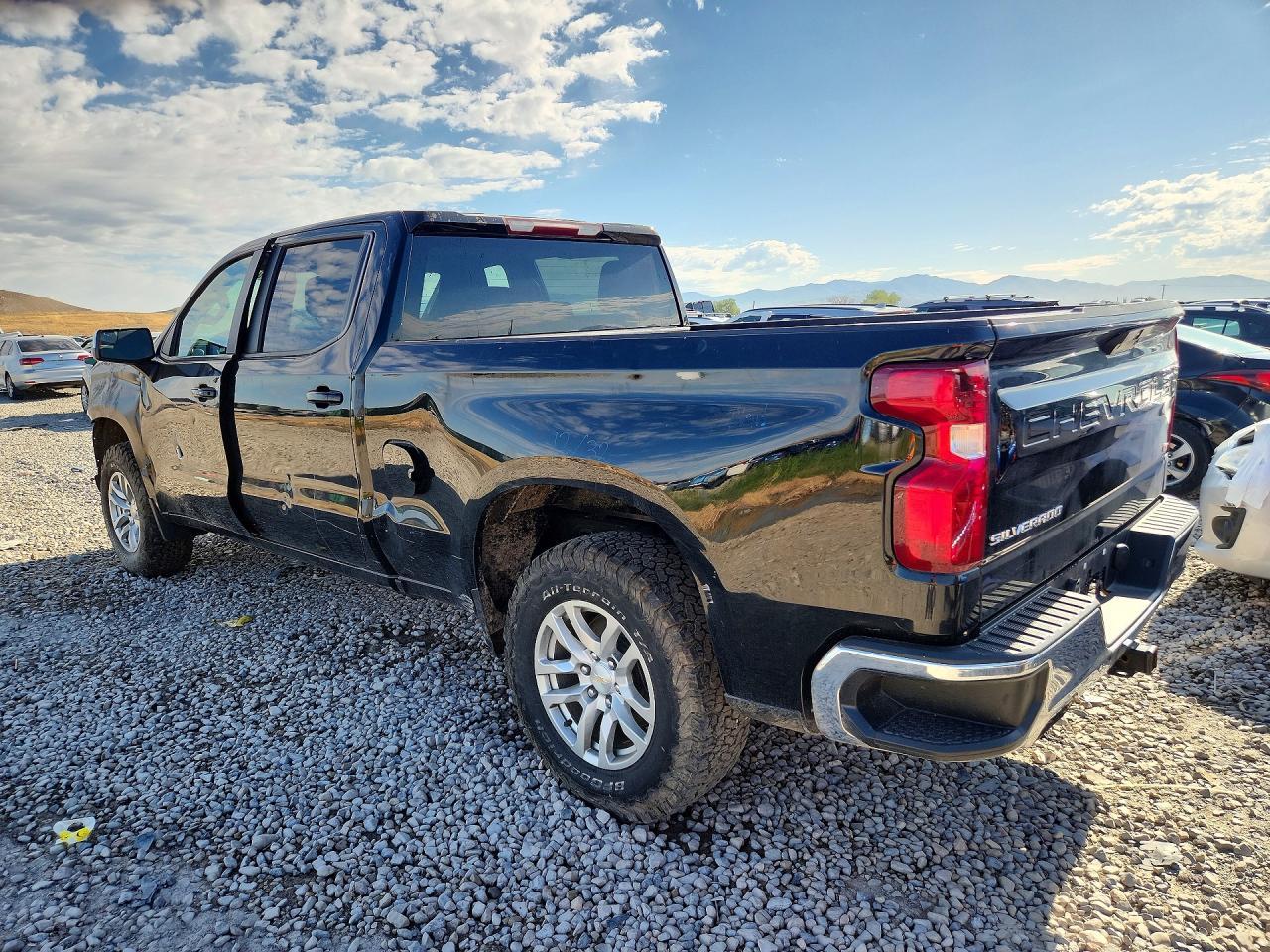 2022 Chevrolet Silverado Ltd K1500 Lt - Image 2