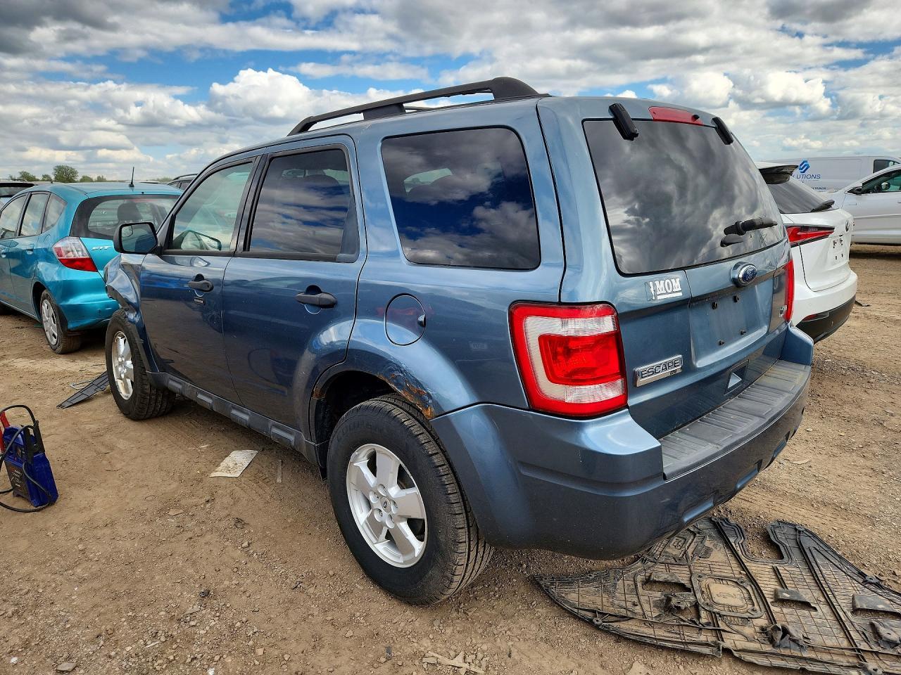 2012 Ford Escape Xlt - Image 2