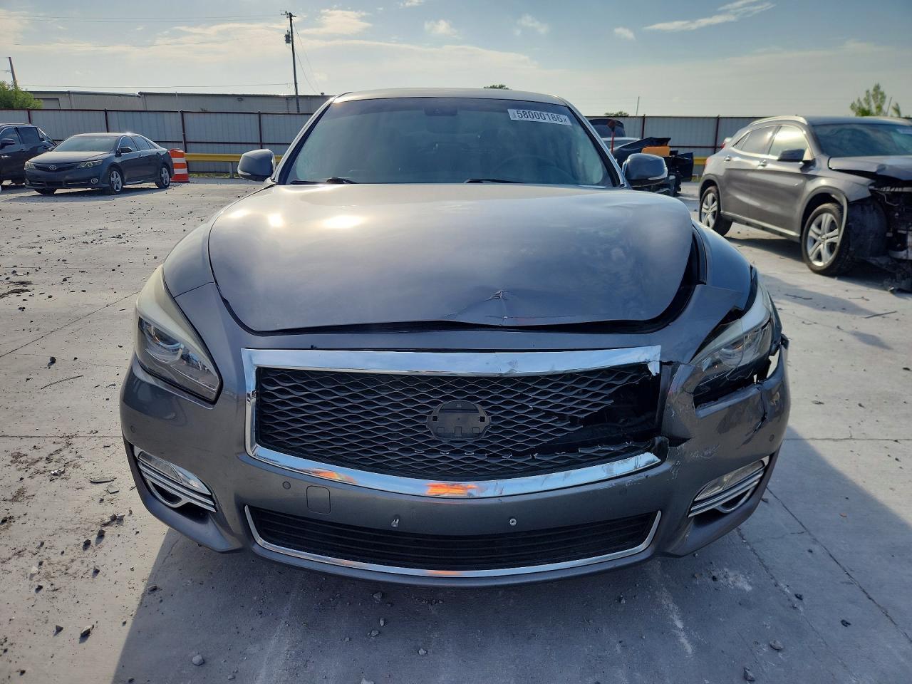 2015 Infiniti Q70 3.7 - Фото 5