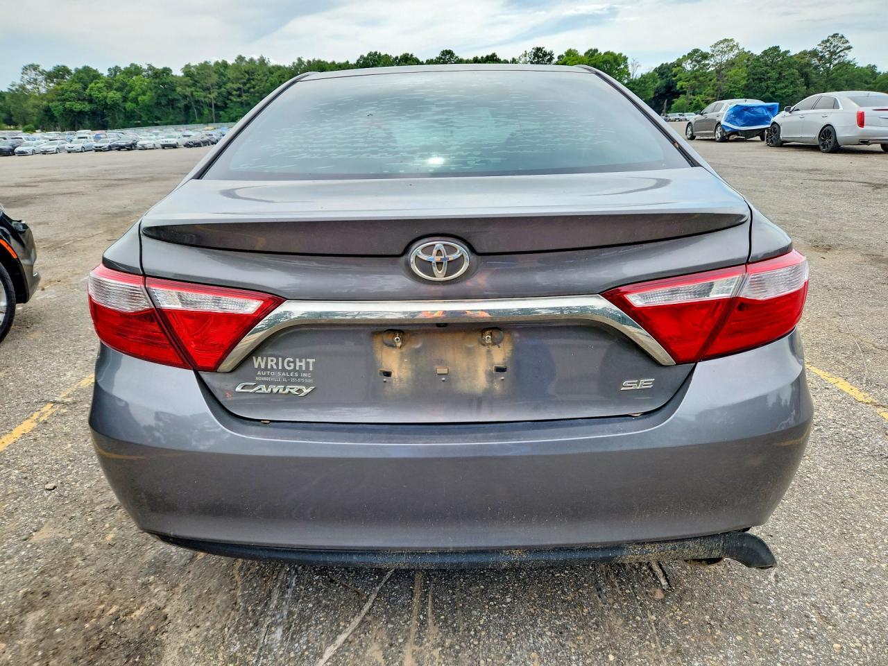 2017 Toyota Camry Se - Фото 6