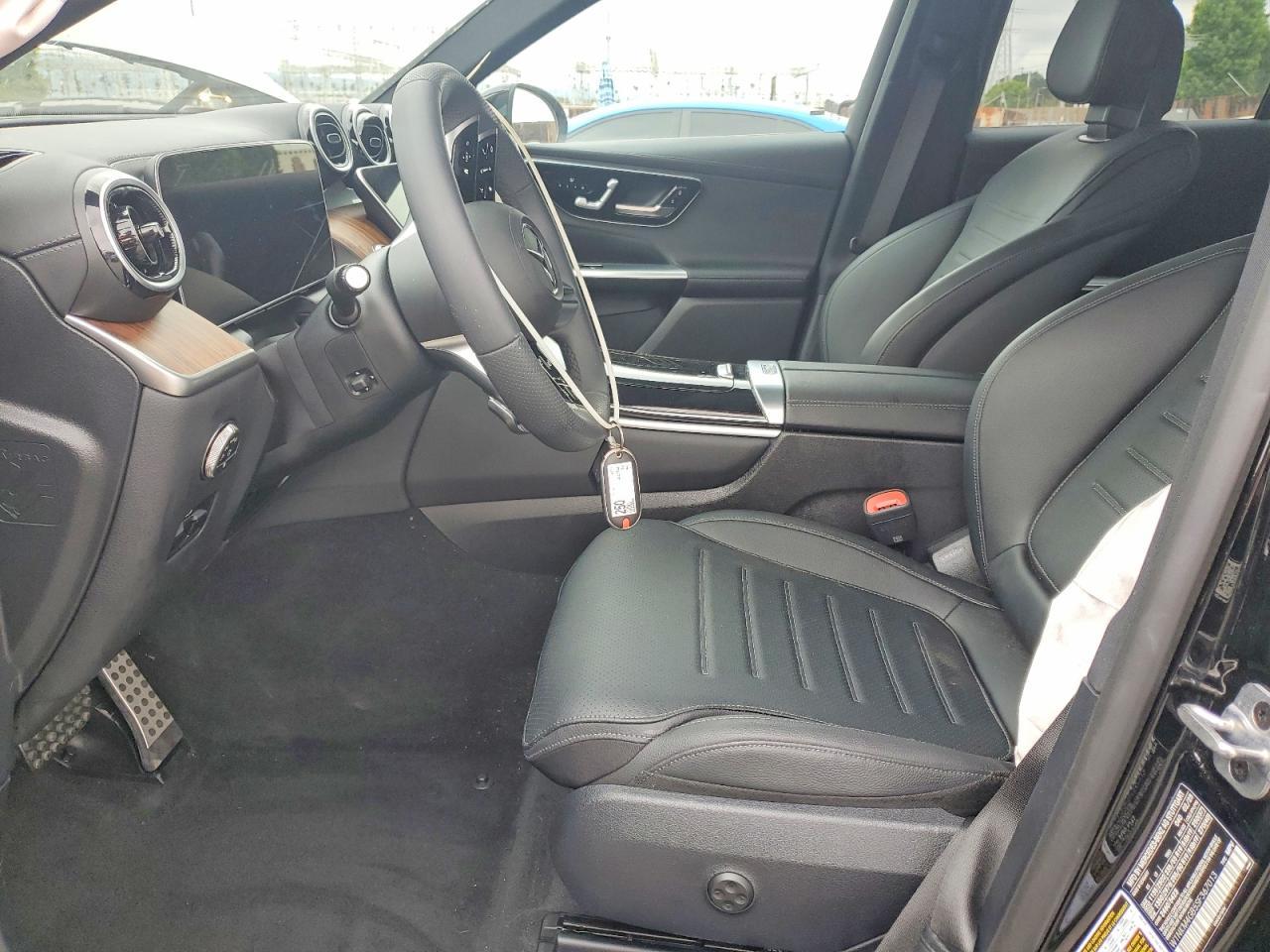 2025 Mercedes-Benz Glc 300 - Фото 7