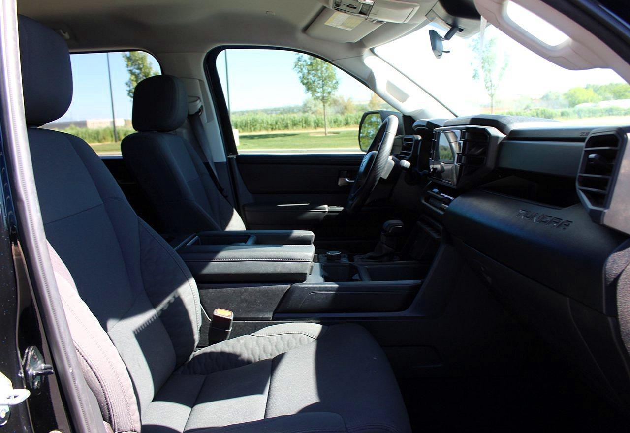 2024 Toyota Tundra Sr5 - Image 5
