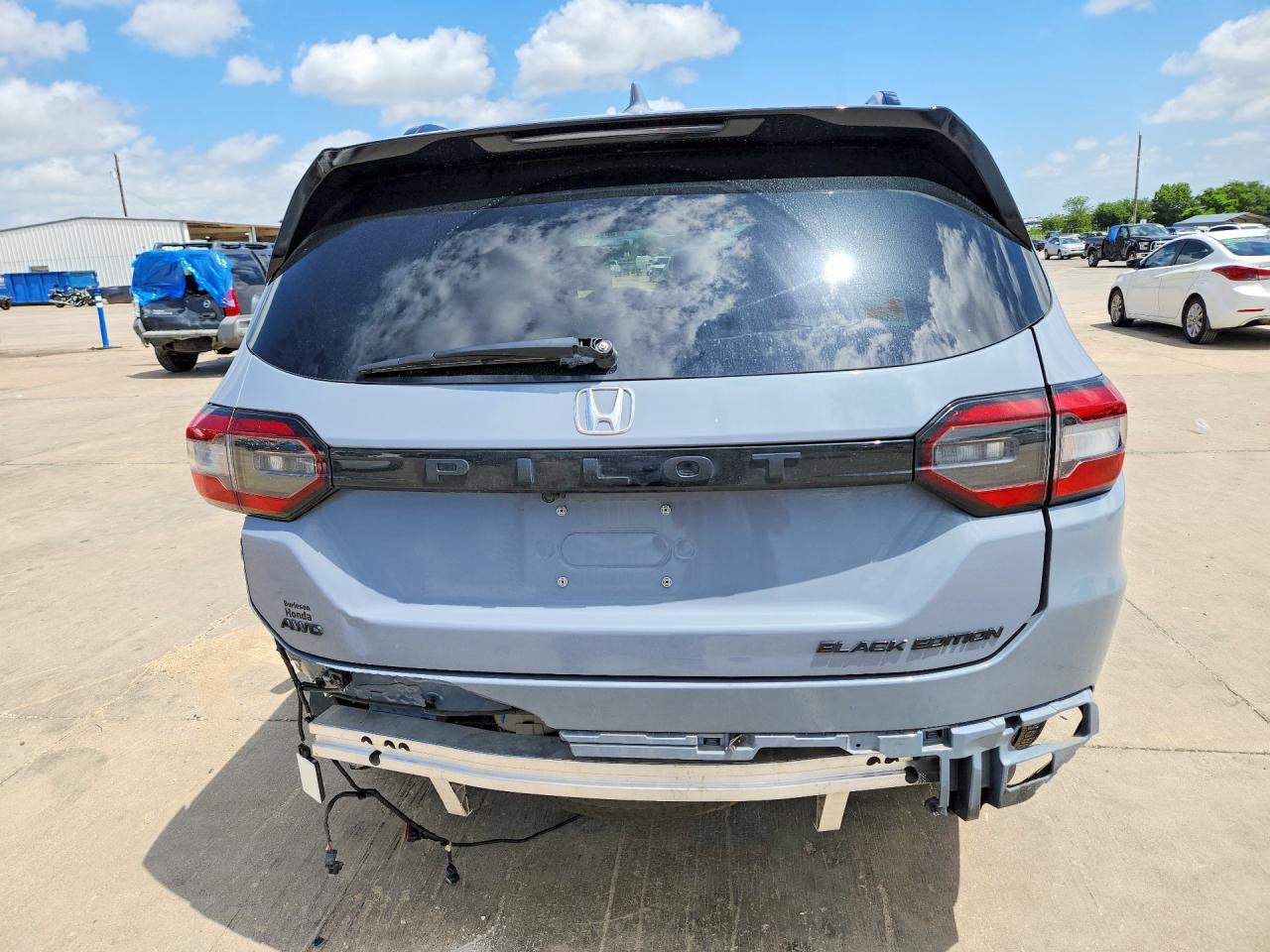 2025 Honda Pilot Black - Image 6
