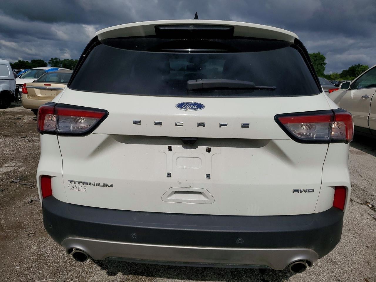 2022 Ford Escape Titanium - Фото 6