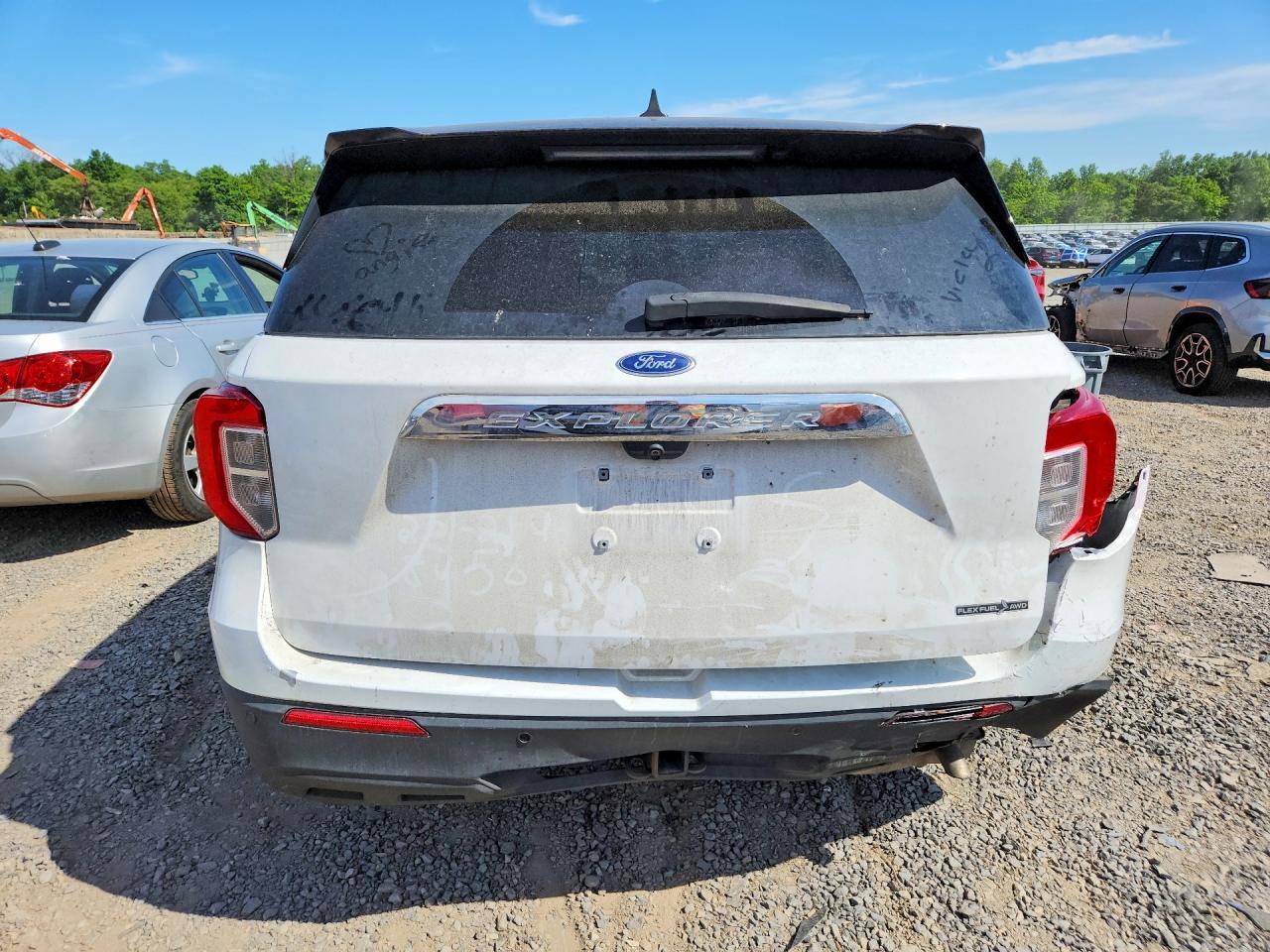 2021 Ford Explorer - Image 6