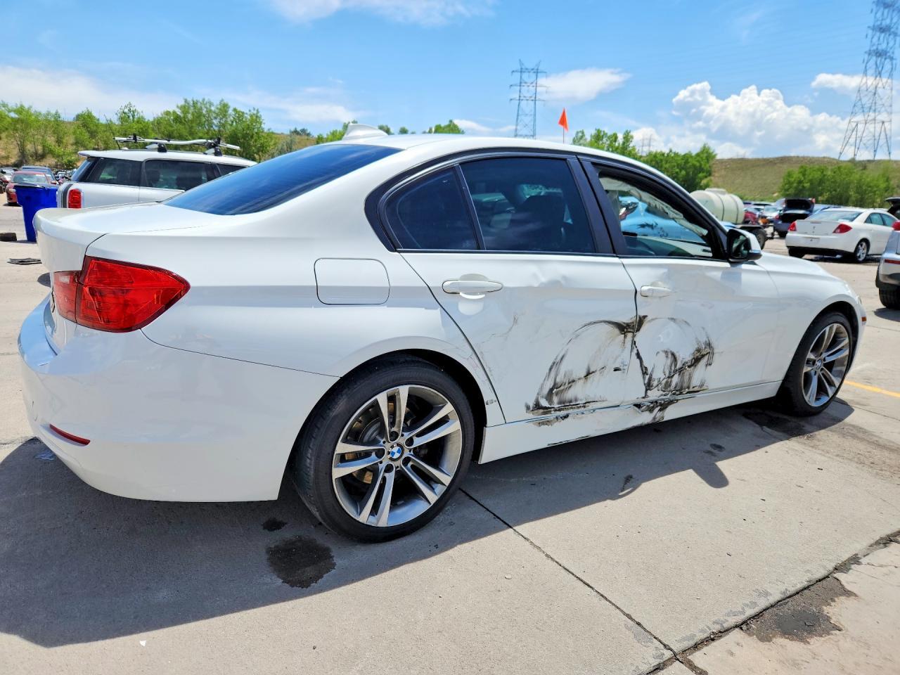 2015 BMW 328 Xi - Фото 3