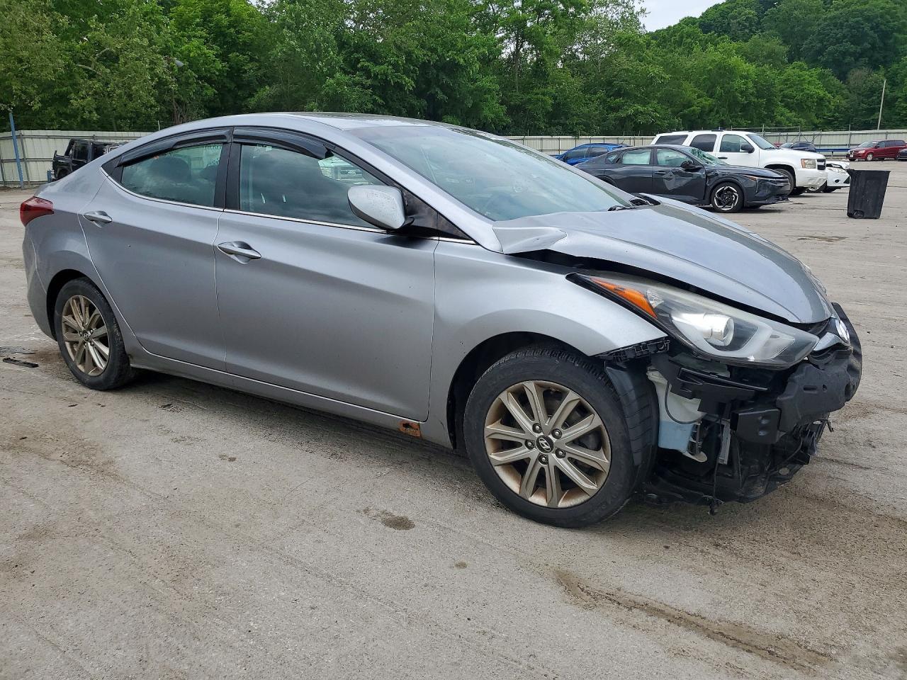 2015 Hyundai Elantra Se - Image 4