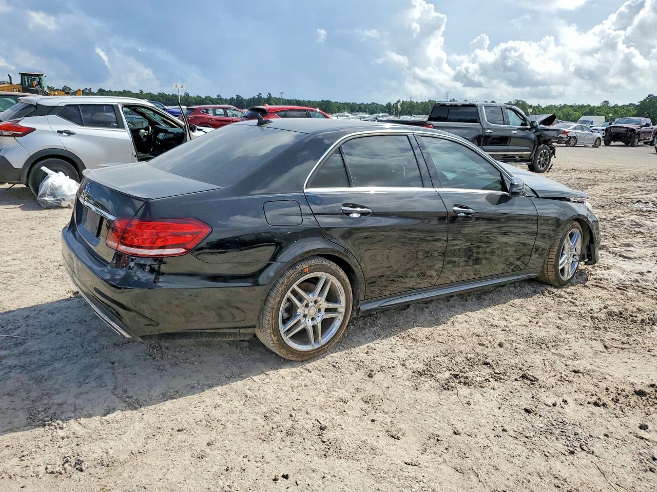 2016 Mercedes-Benz E 350 - Image 3
