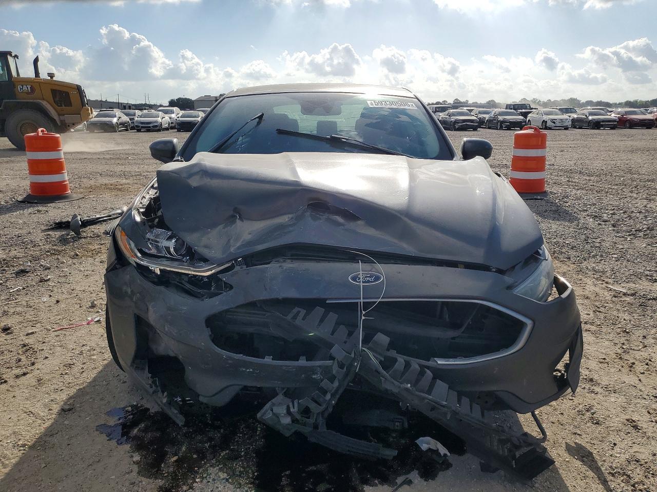 2019 Ford Fusion Se - Фото 5