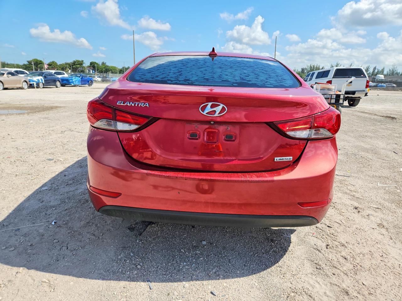2015 Hyundai Elantra Limited - Фото 6