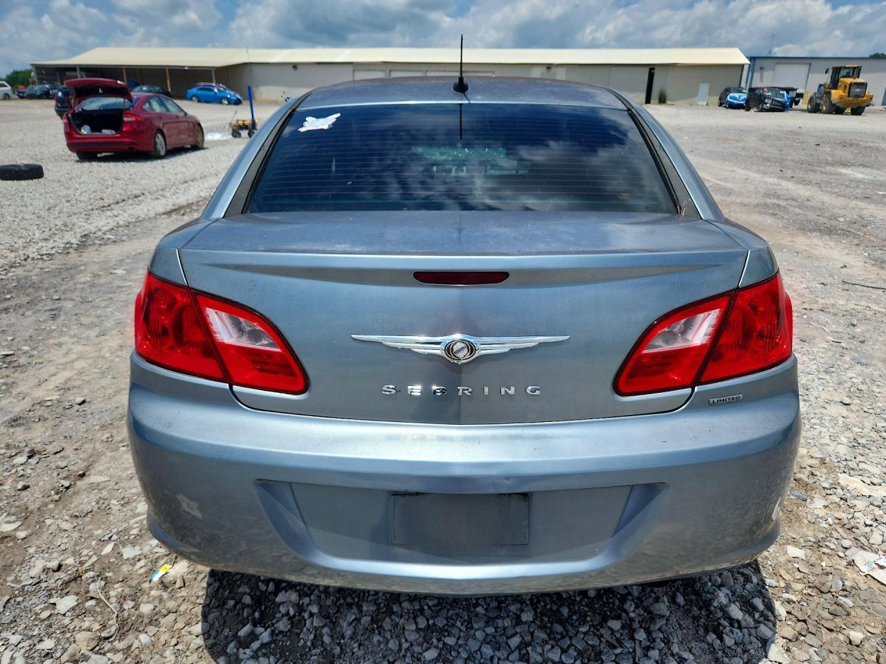 2010 Chrysler Sebring Limited - Image 6