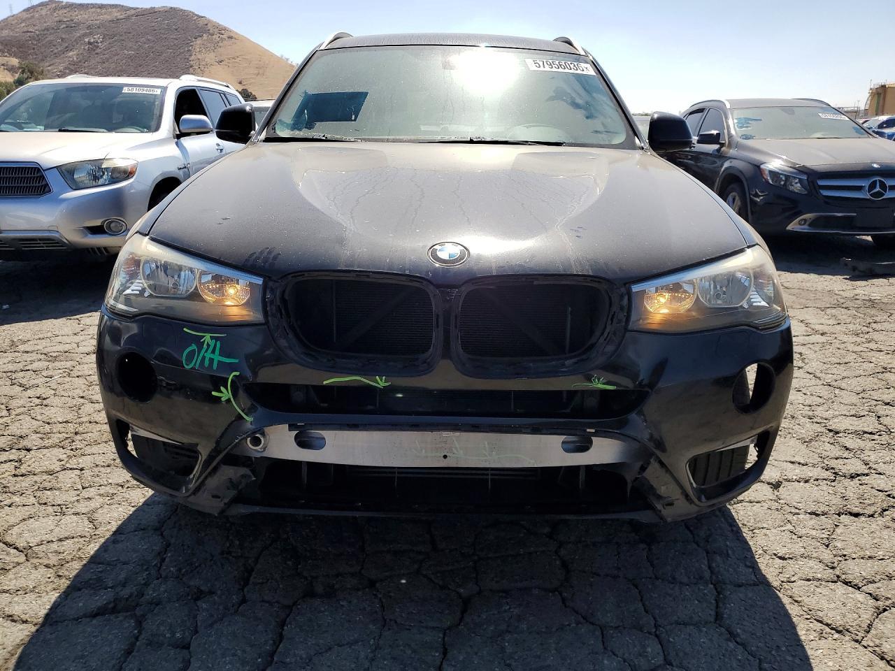 2017 BMW X3 Sdrive28I - Фото 5