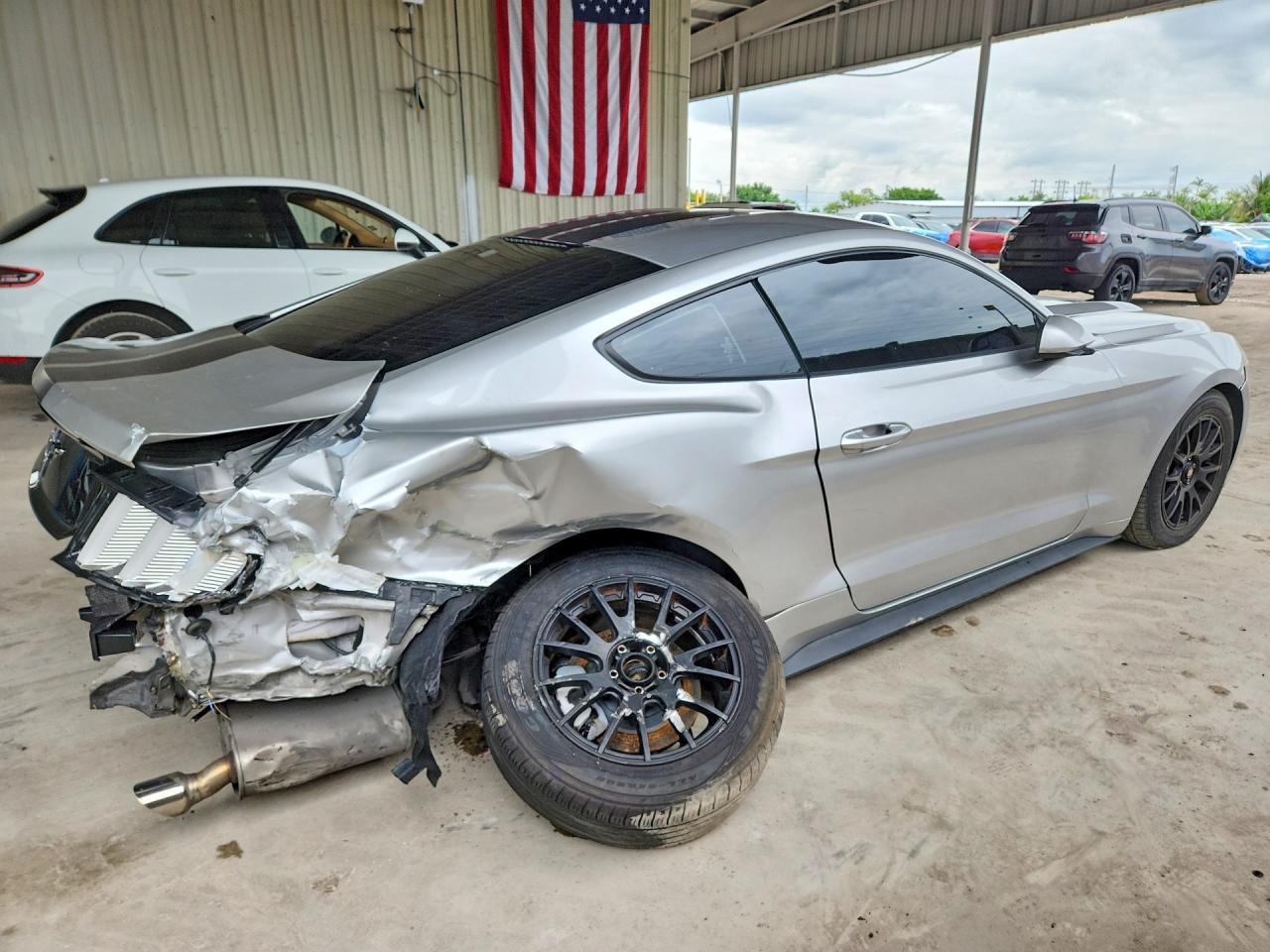 2017 Ford Mustang - Image 3