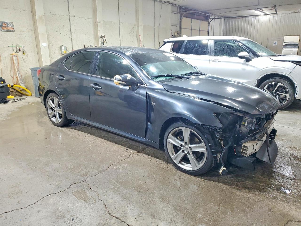 2011 Lexus Is 250 - Image 4