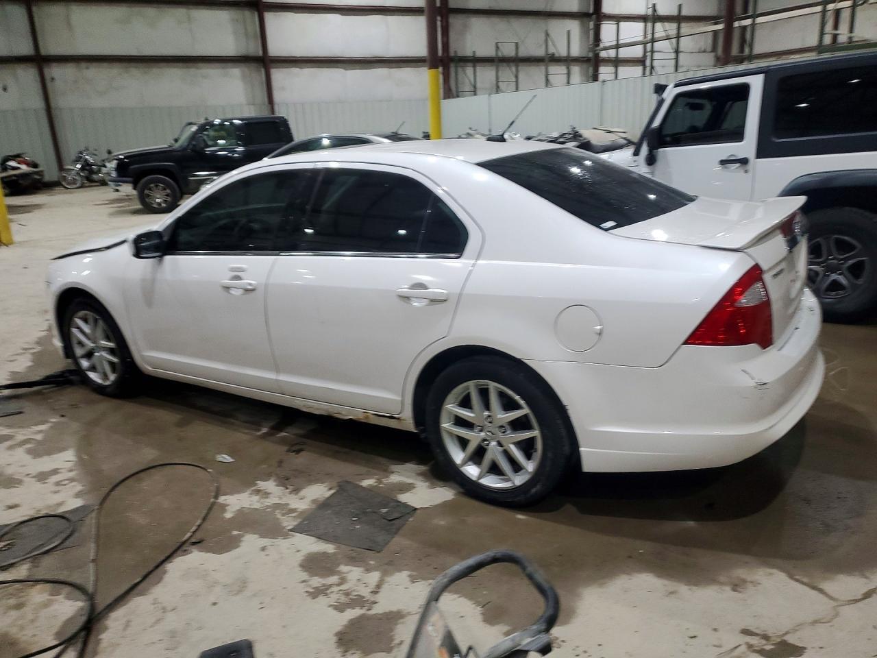 2011 Ford Fusion Sel - Image 2