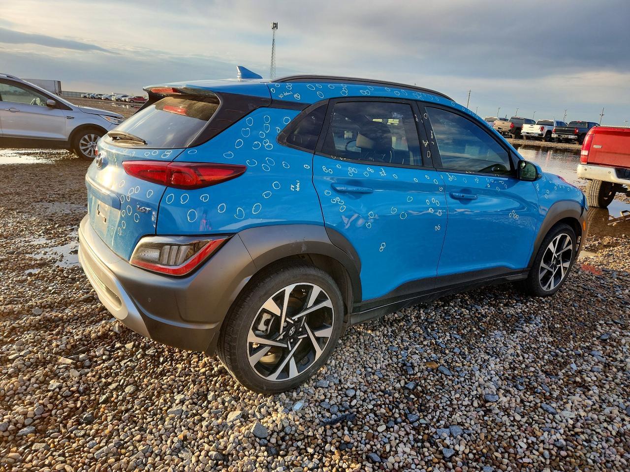 2022 Hyundai Kona Limited - Image 3