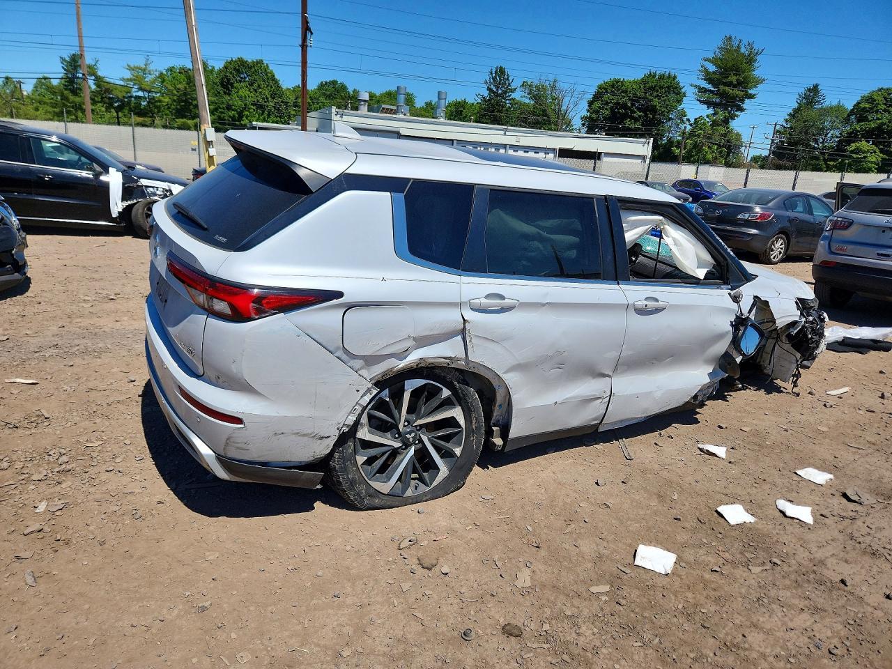 2024 Mitsubishi Outlander Se - Фото 3