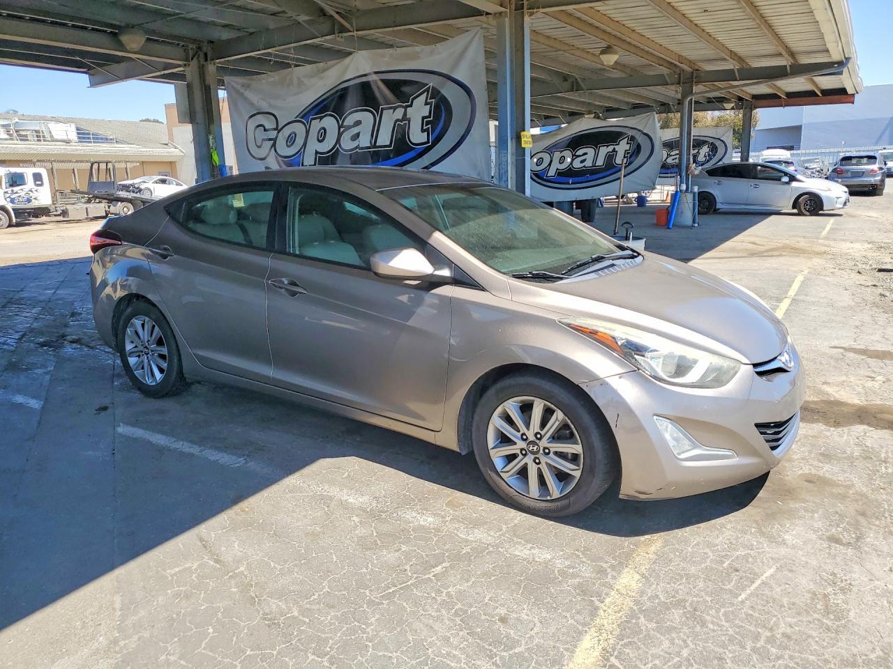 2015 Hyundai Elantra Se - Фото 4