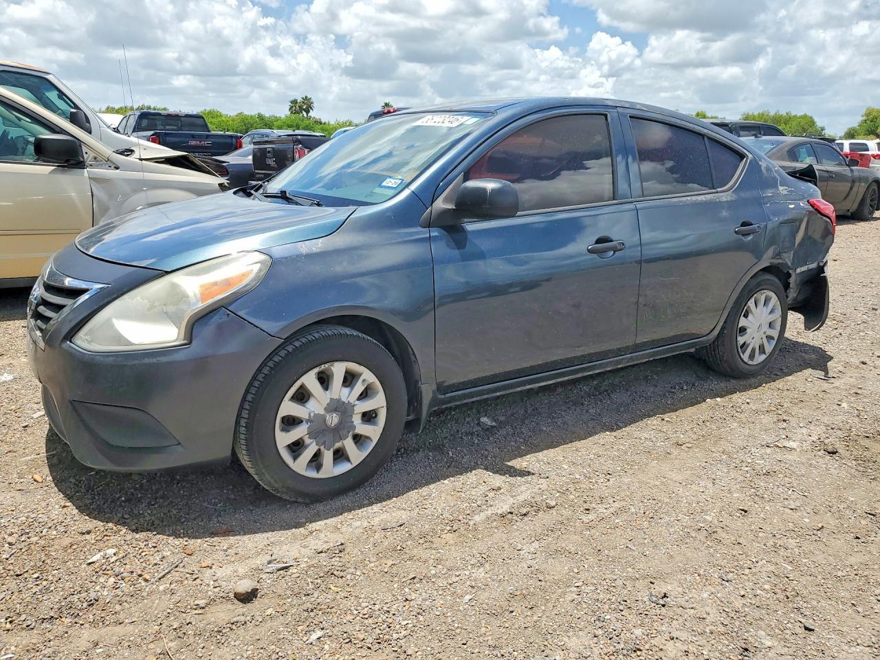 2015 Nissan Versa 1.6 S Plus