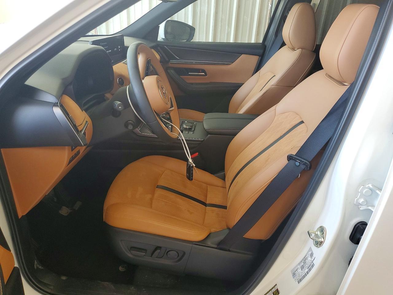 2025 Mazda Cx-90 Premium Plus - Image 7