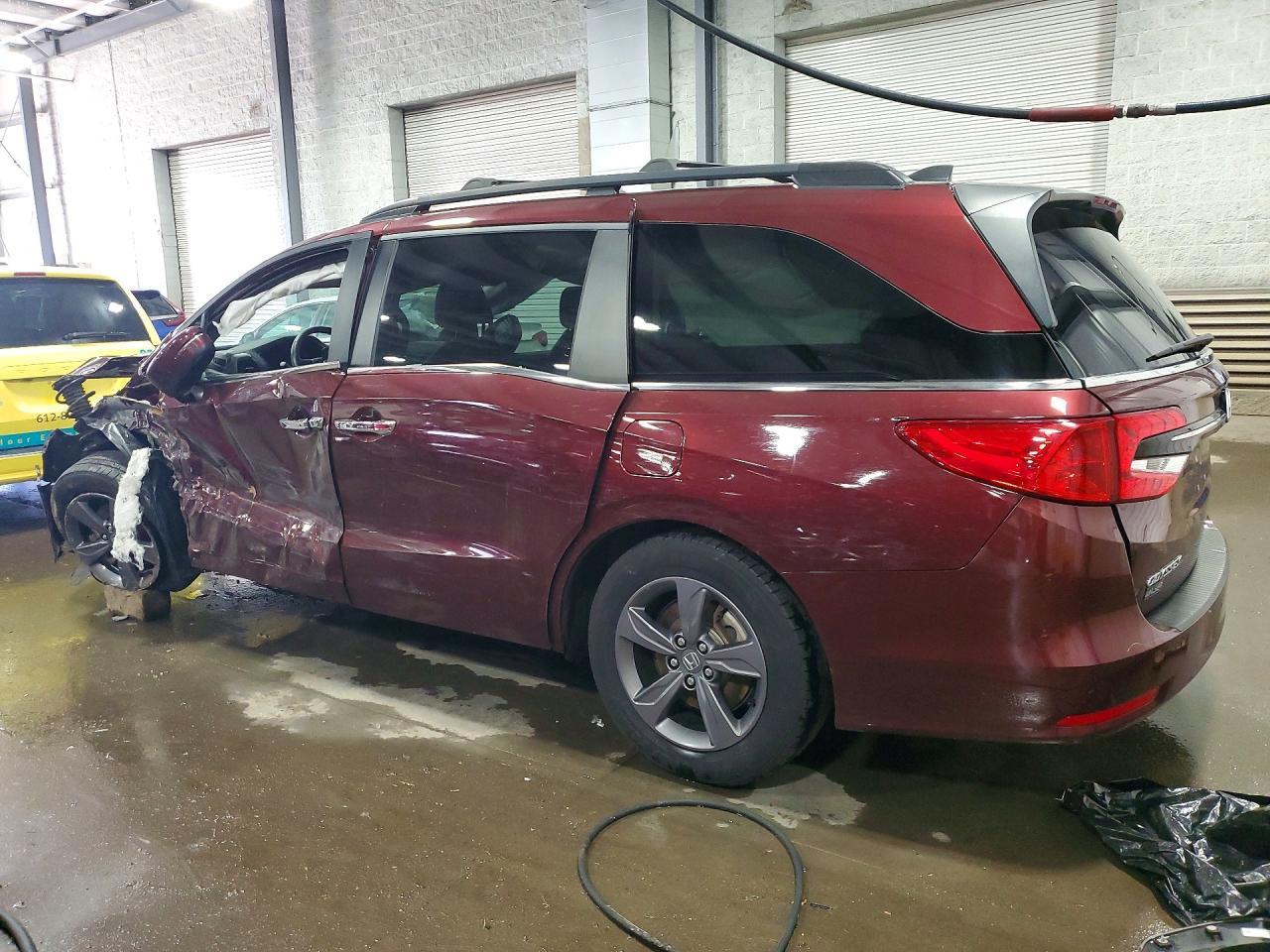 2021 Honda Odyssey Ex - Image 2