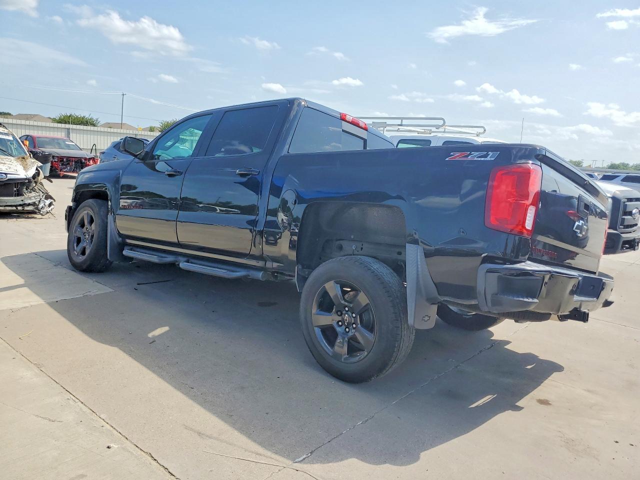 2017 Chevrolet Silverado K1500 Ltz - Image 2