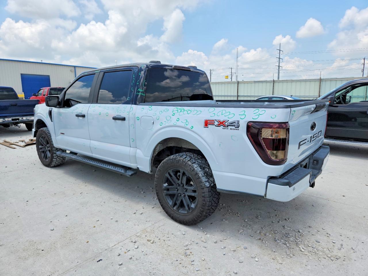 2021 Ford F150 Supercrew - Фото 2