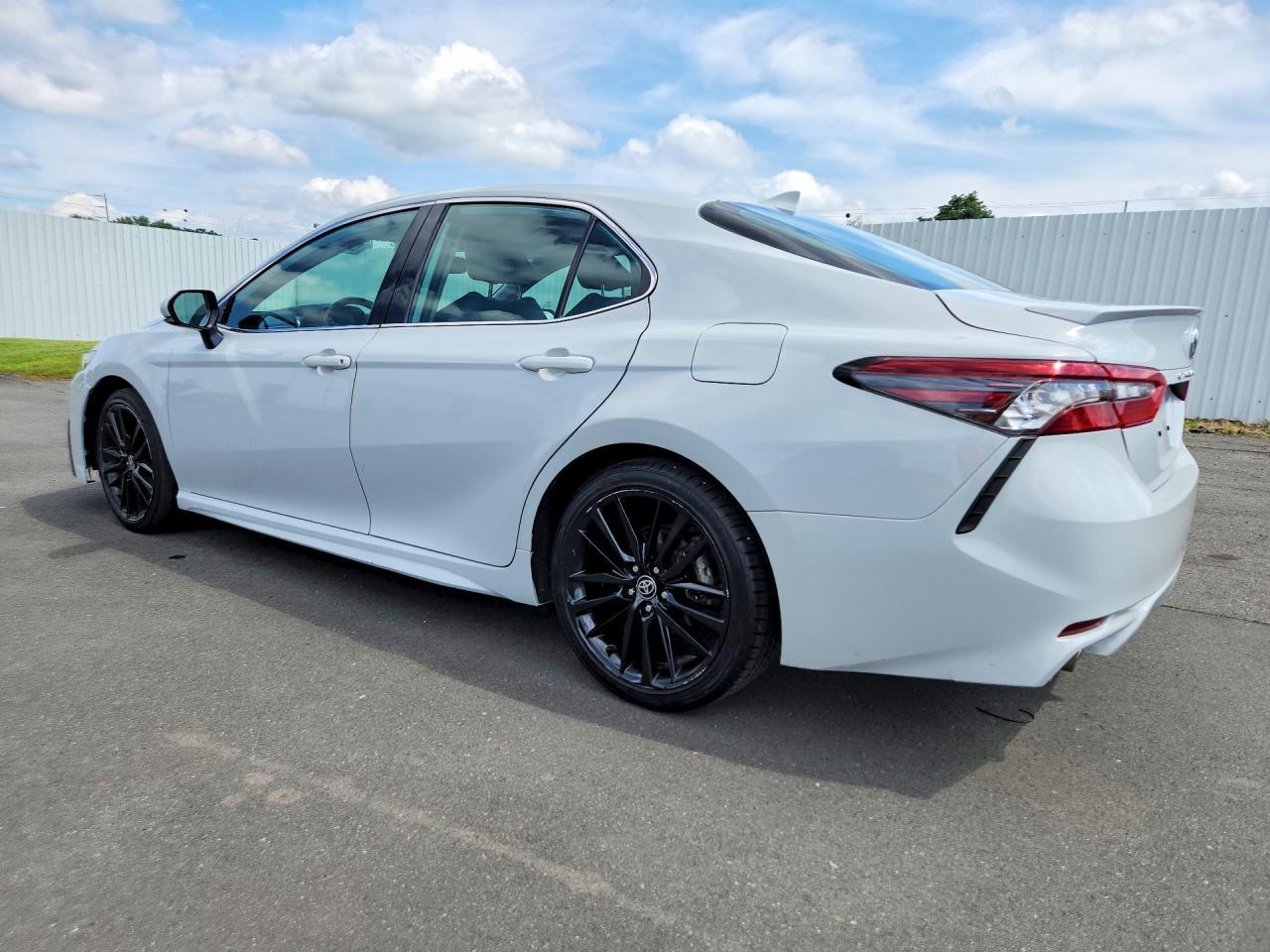 2023 Toyota Camry Xse - Image 2