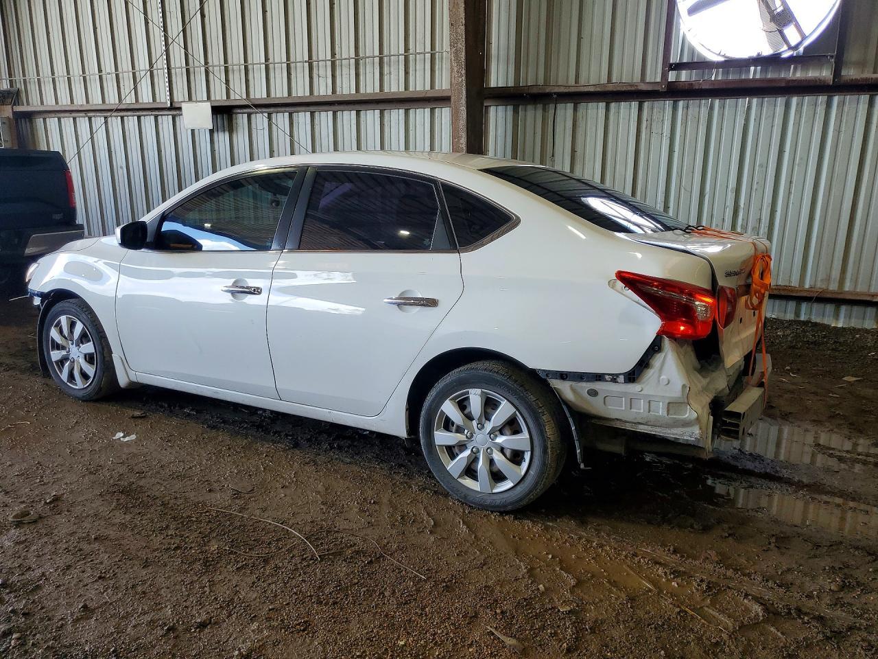 2019 Nissan Sentra S - Фото 2