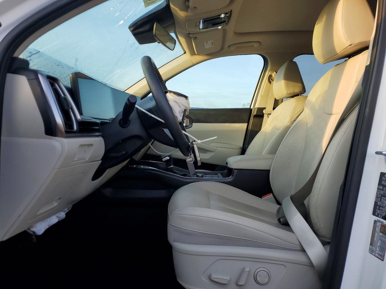 2025 Kia Sorento S - Фото 7