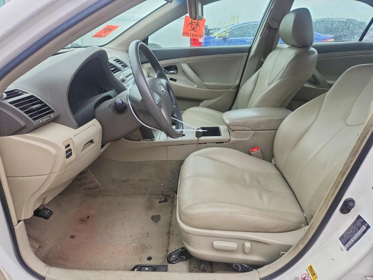 2009 Toyota Camry Le - Image 7