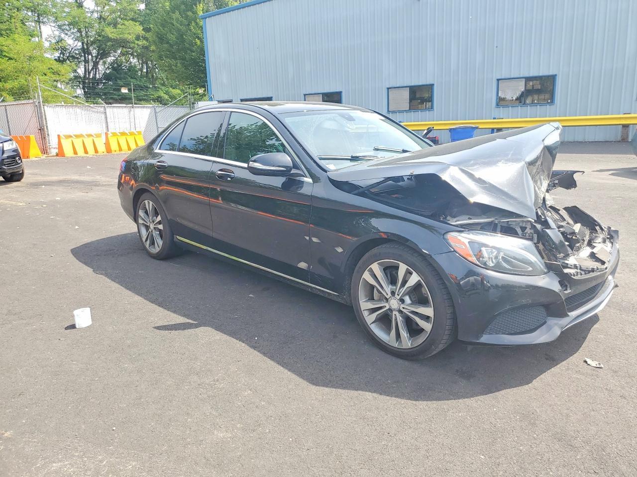 2015 Mercedes-Benz C 300 - Image 4