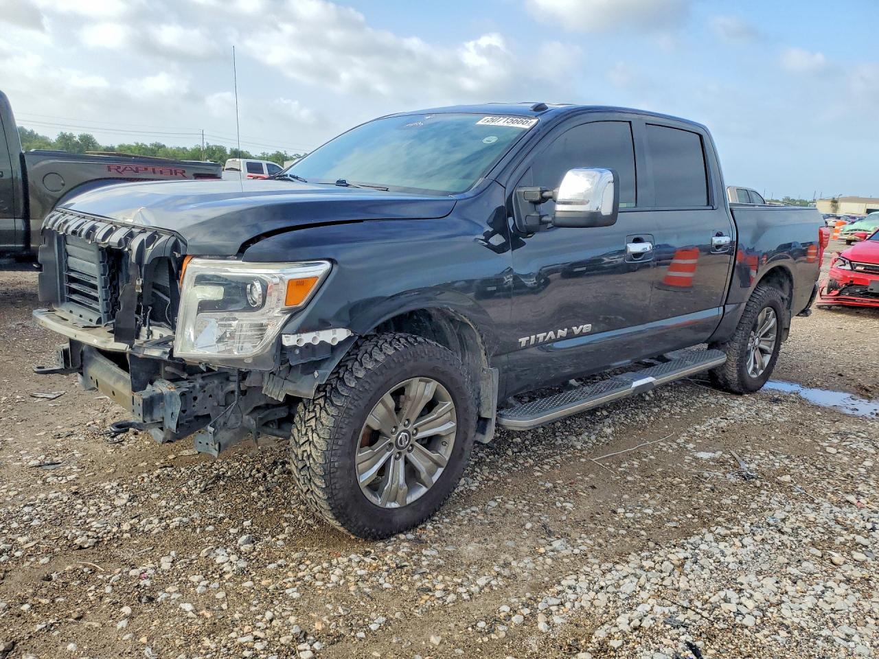 2019 Nissan Titan Sl