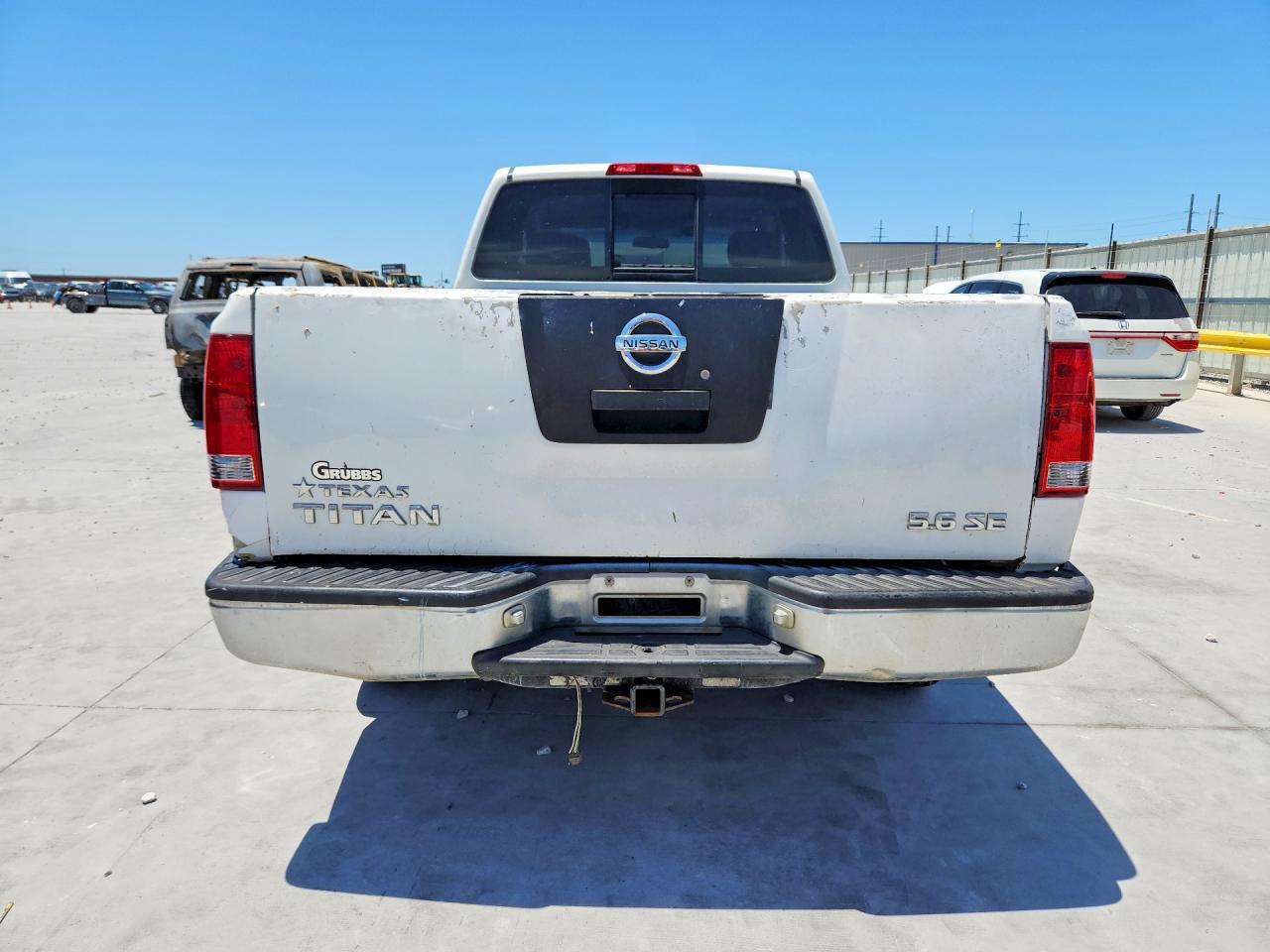 2005 Nissan Titan Xe - Фото 6