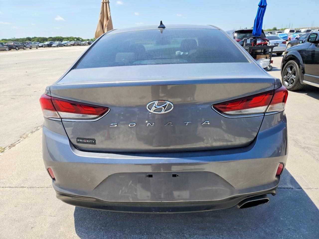 2018 Hyundai Sonata - Image 6