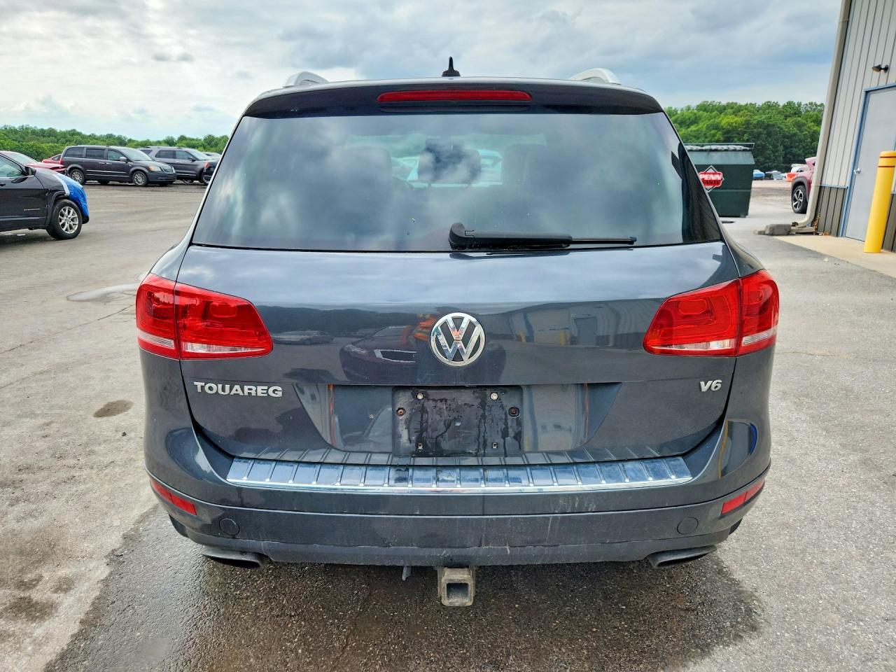 2014 Volkswagen Touareg V6 - Image 6