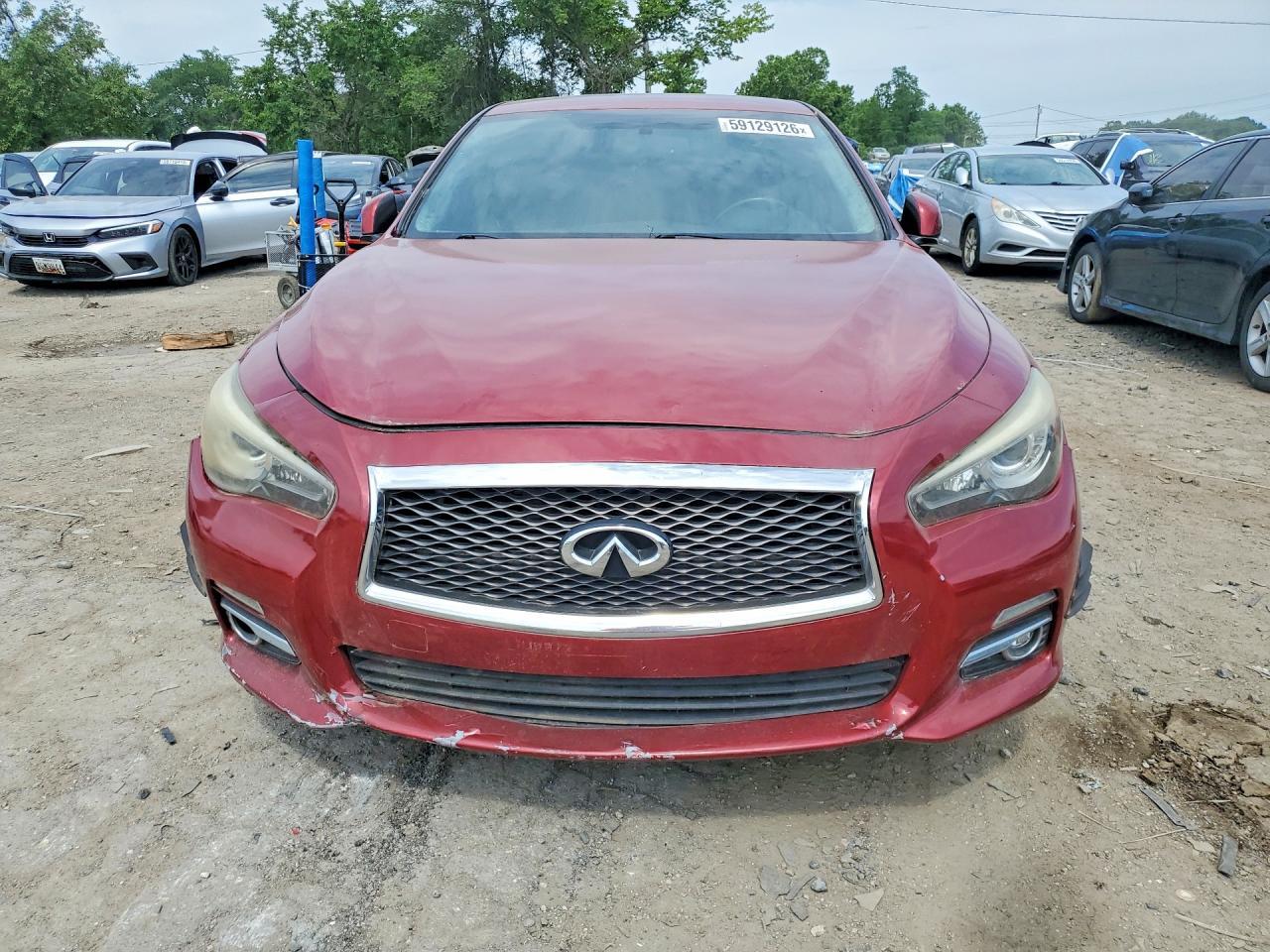 2016 Infiniti Q50 3.0T Premium - Фото 5