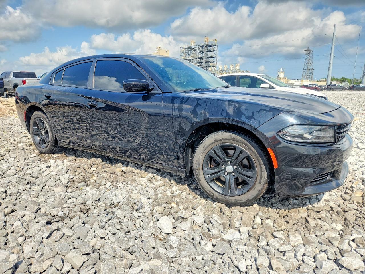 2021 Dodge Charger Sxt - Фото 4