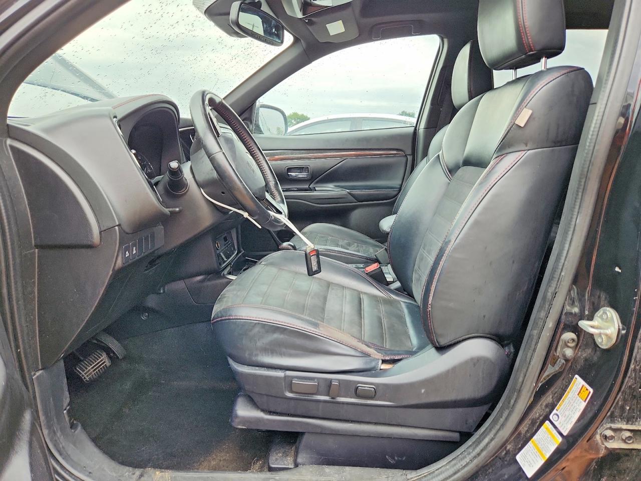 2020 Mitsubishi Outlander Se - Фото 7