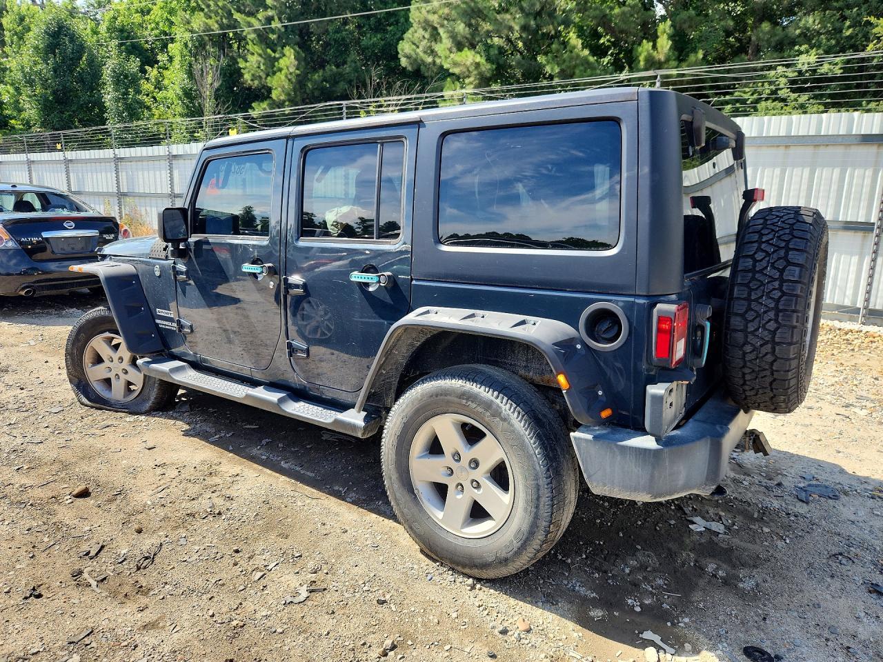 2017 Jeep Wrangler Unlimited Sport - Image 2