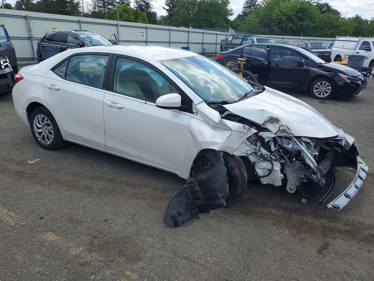 2017 Toyota Corolla Le - Image 4