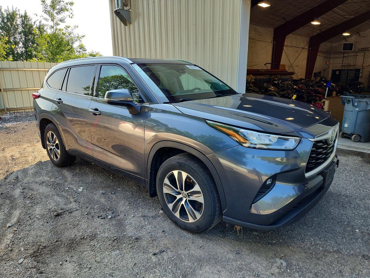 2020 Toyota Highlander Xle - Image 4