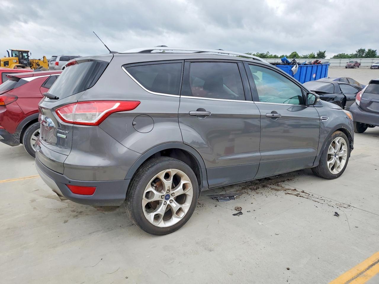 2014 Ford Escape Titanium - Image 3