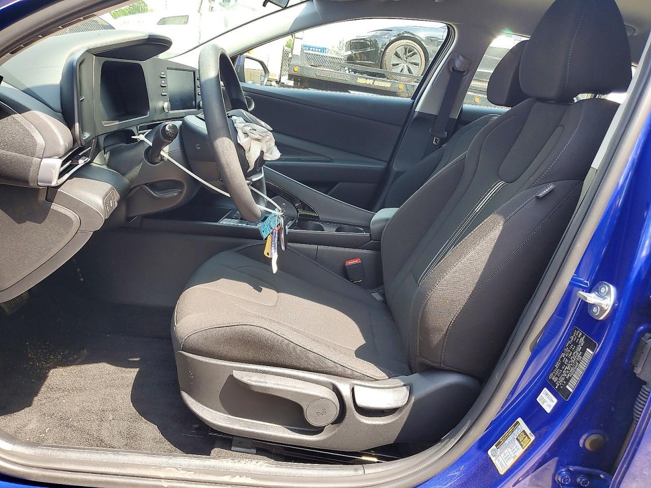 2026 Hyundai Elantra Hybrid Blue - Фото 7