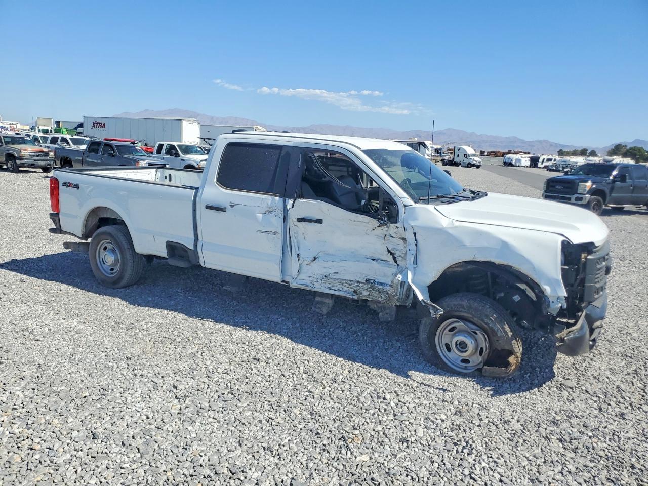 2024 Ford F250 Super Duty - Image 4