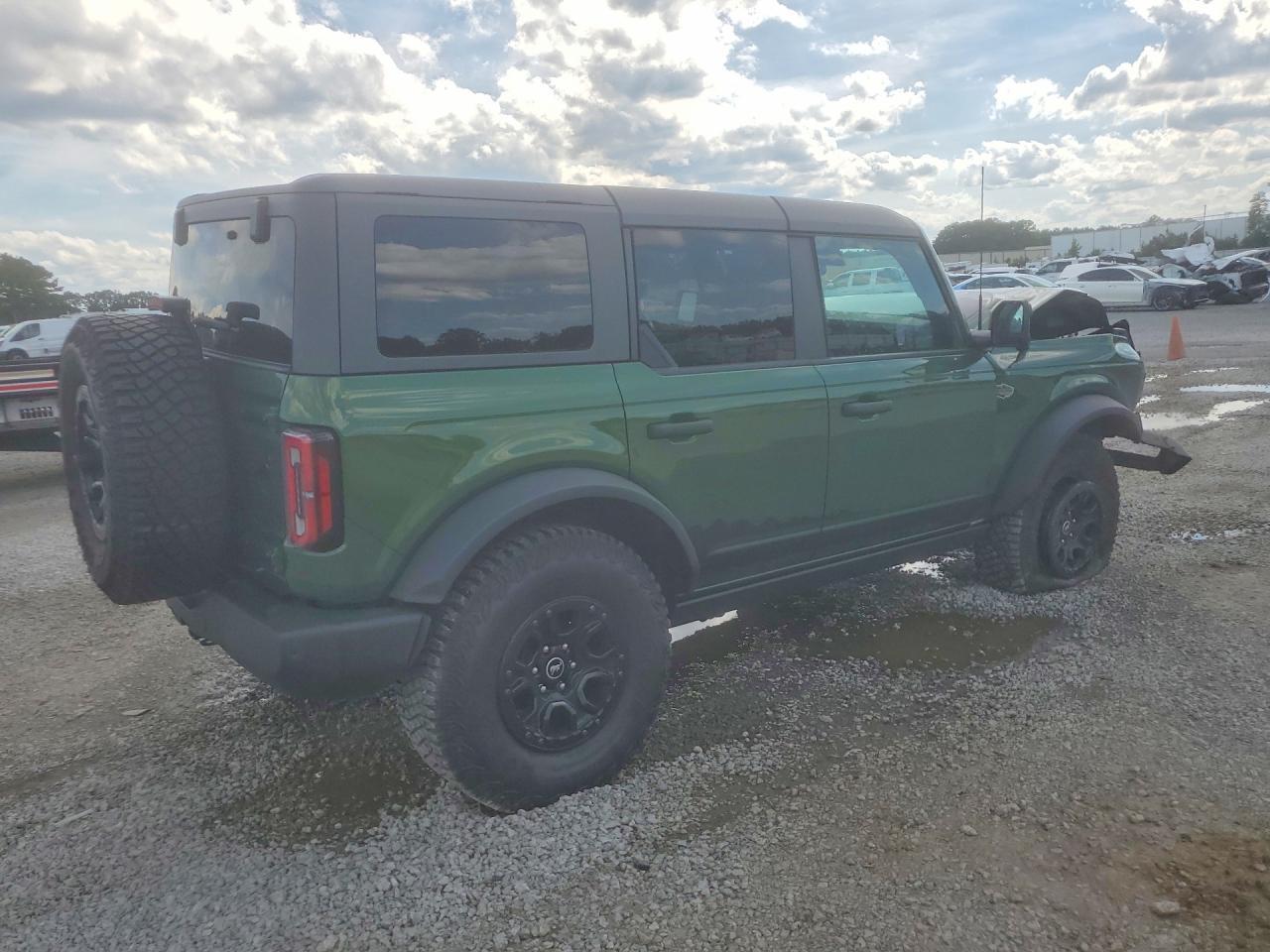 2024 Ford Bronco Wildtrak - Image 3
