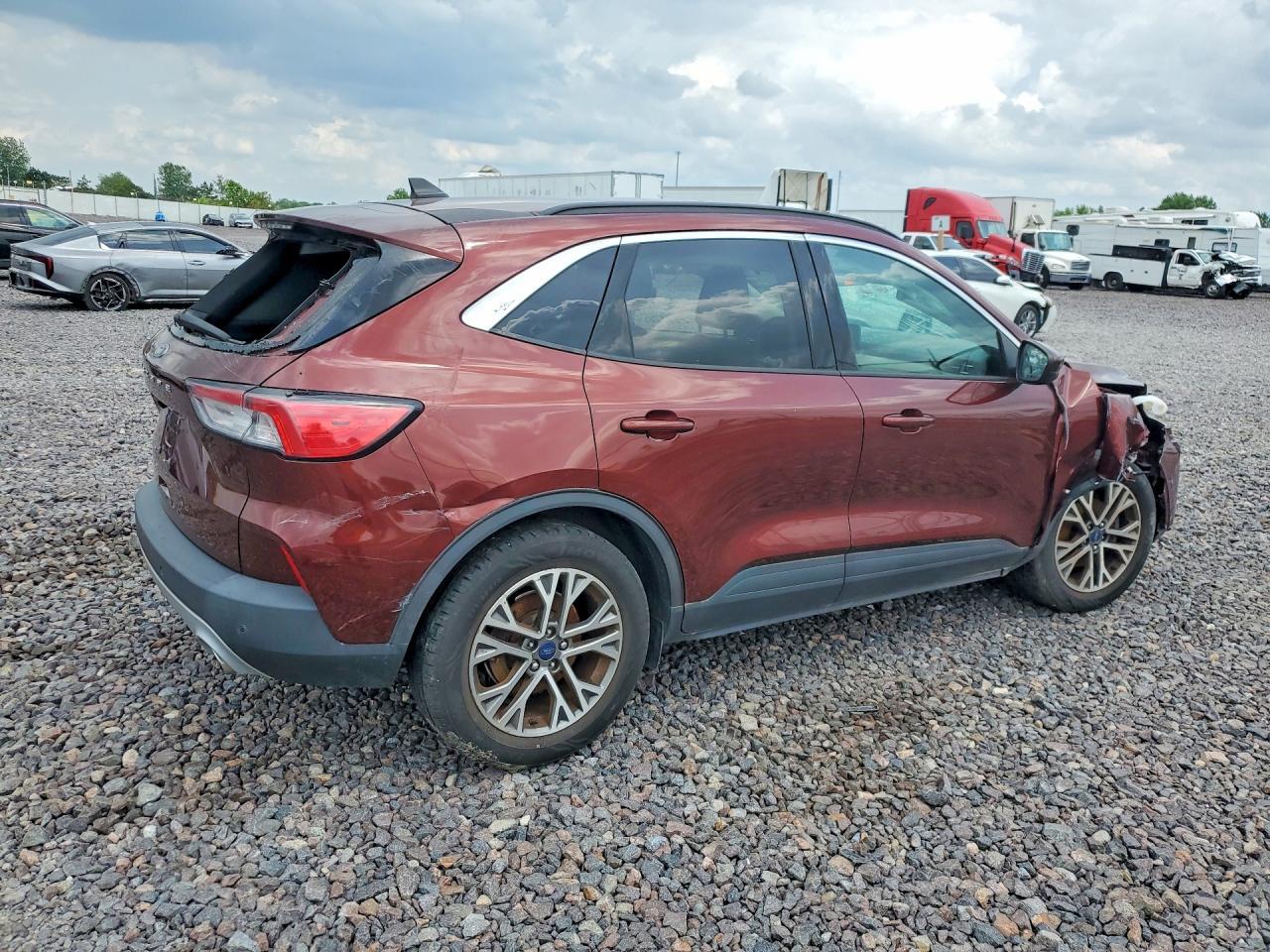 2021 Ford Escape Sel - Фото 3