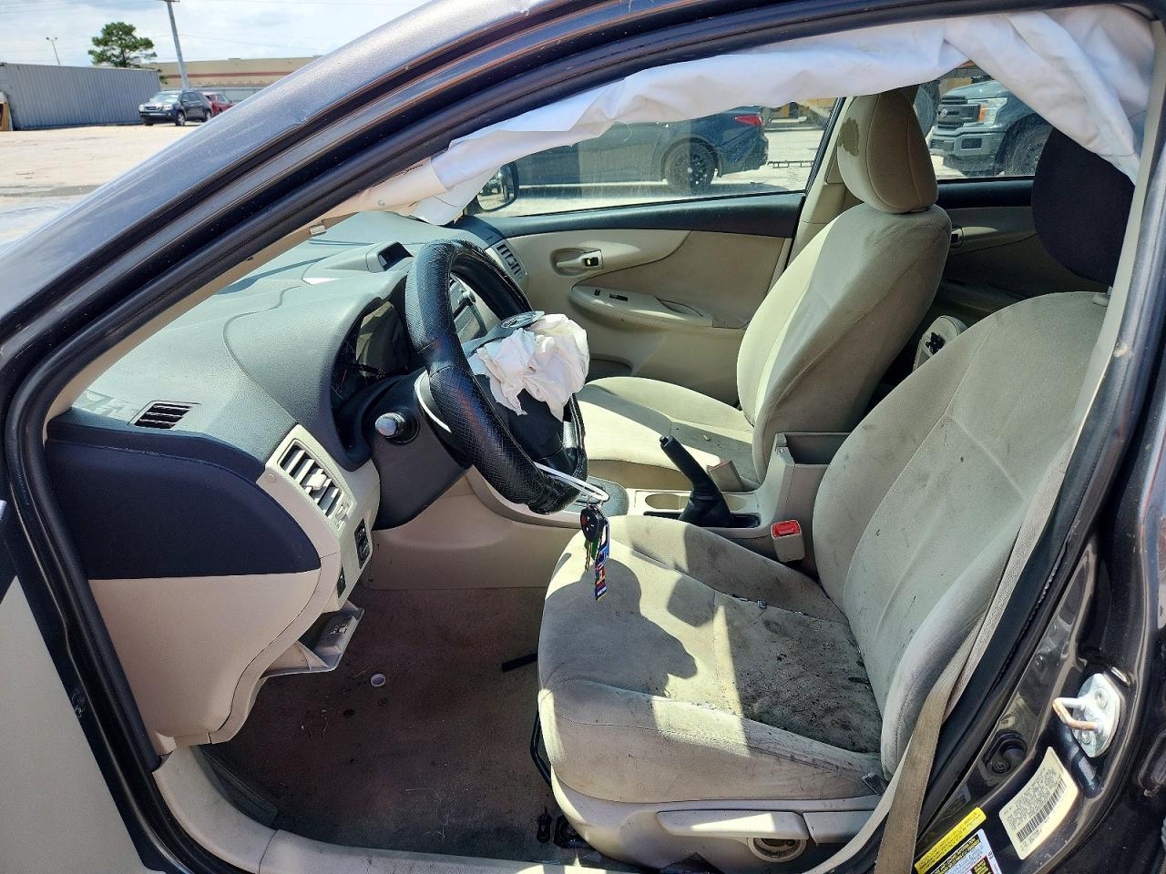2013 Toyota Corolla L - Фото 7