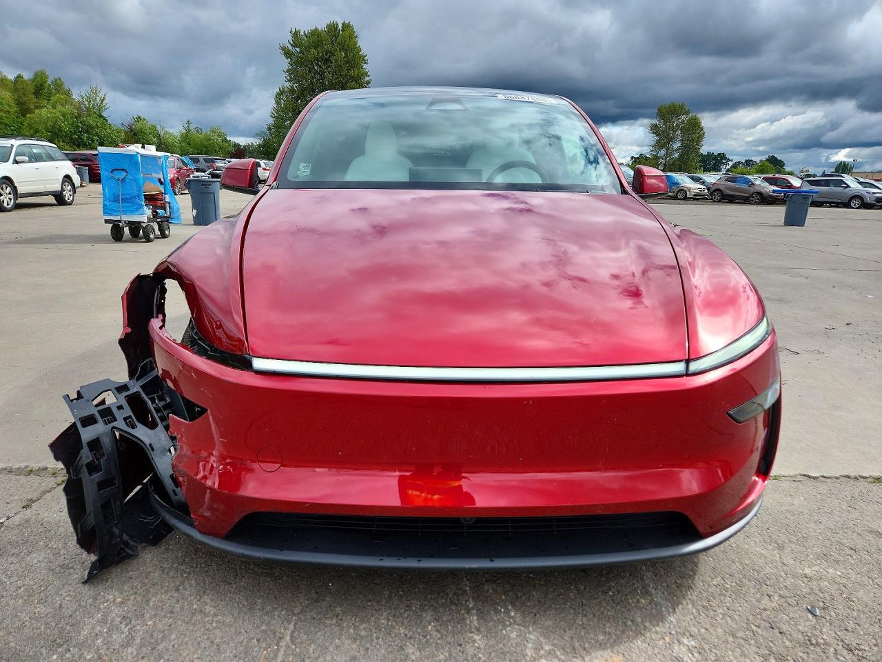 2026 Tesla Model Y - Image 5